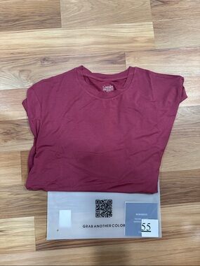 Comfort Tee -  Berry Women's Short Sleeve Oversized Soft Tee NWT